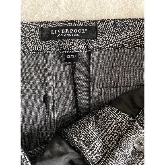 Liverpool knit ankle length trousers | size 12/31 | excellent used condition - Picture 2 of 4